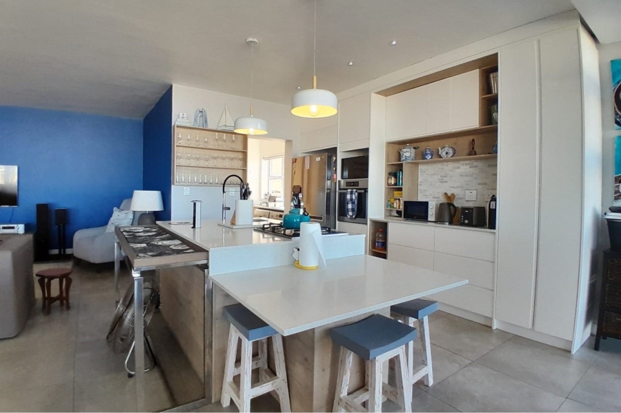 4 Bedroom Property for Sale in Yzerfontein Western Cape
